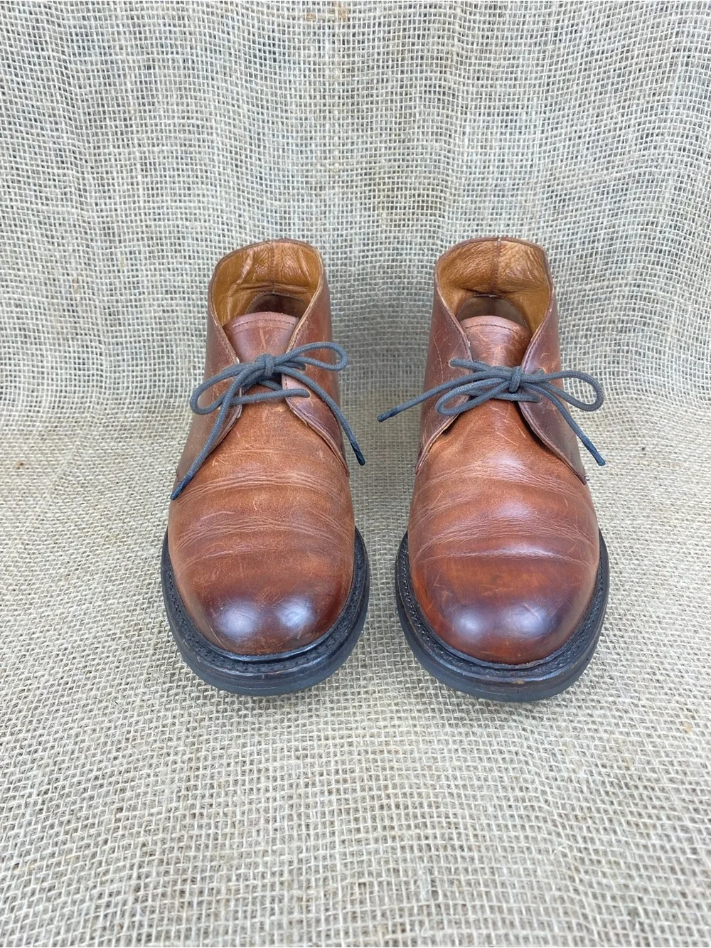 Frye these chukka